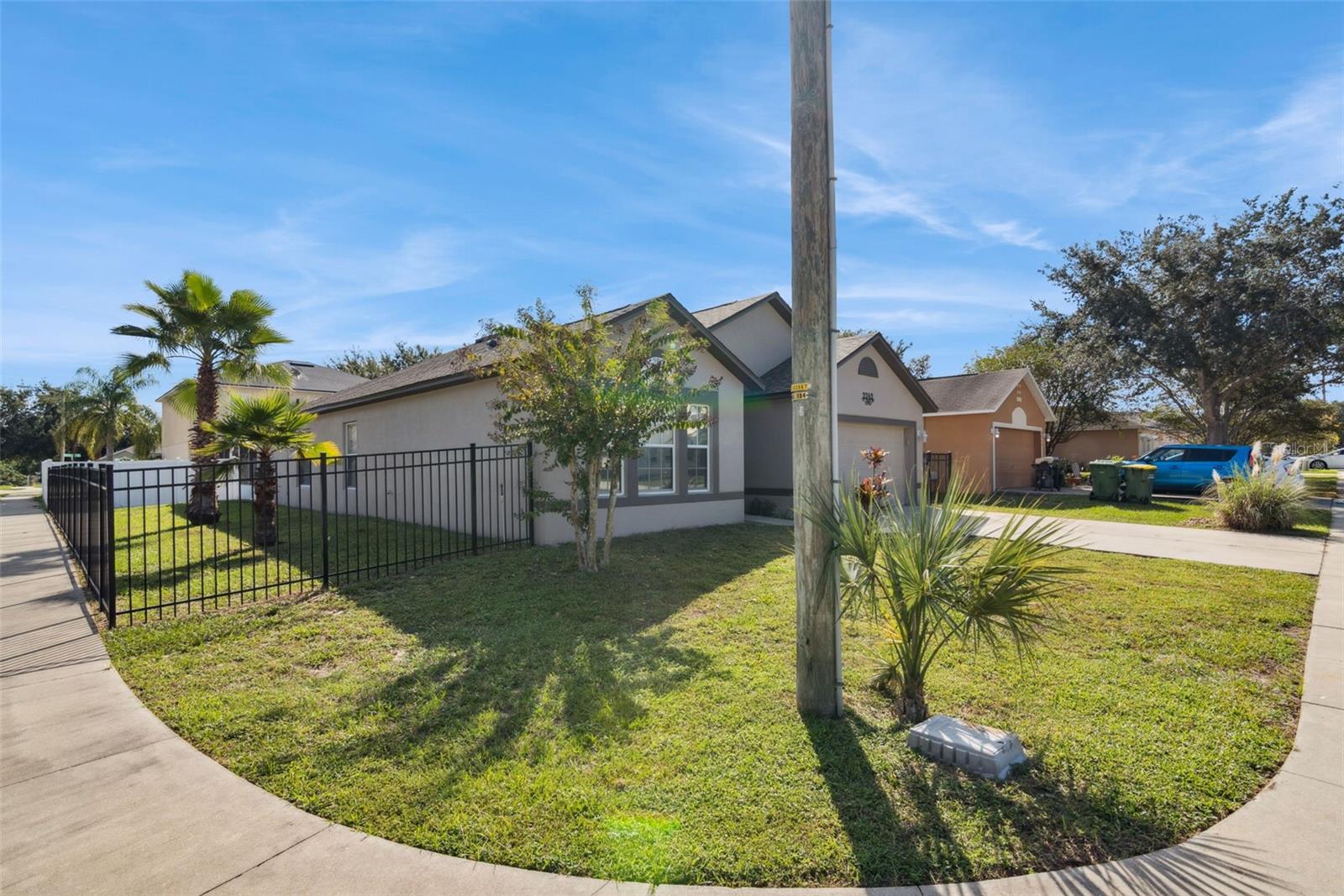 LEESBURG OVERLOOK AT LAKE GRIFFIN - Residential