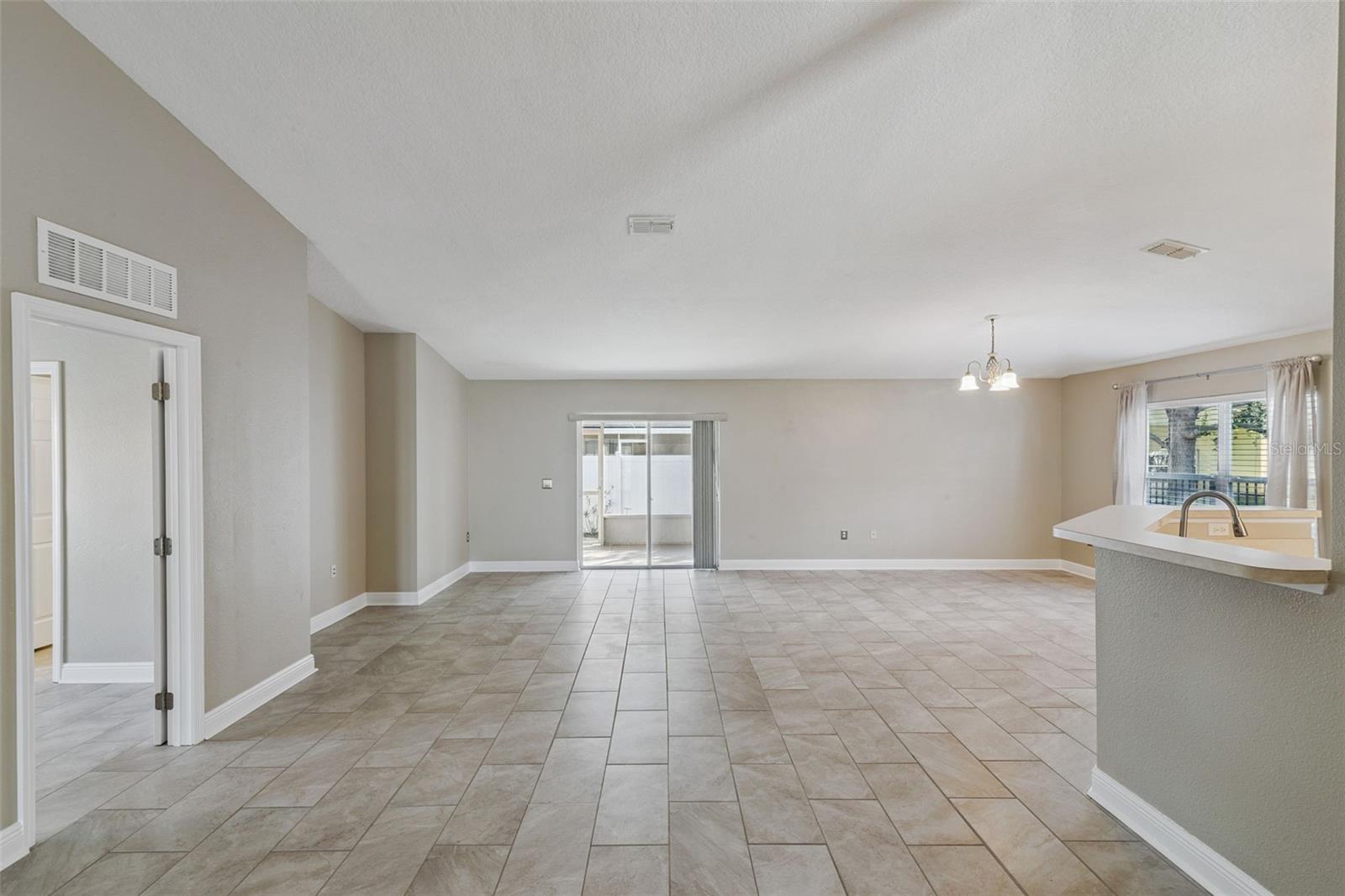 2242 AITKIN LOOP