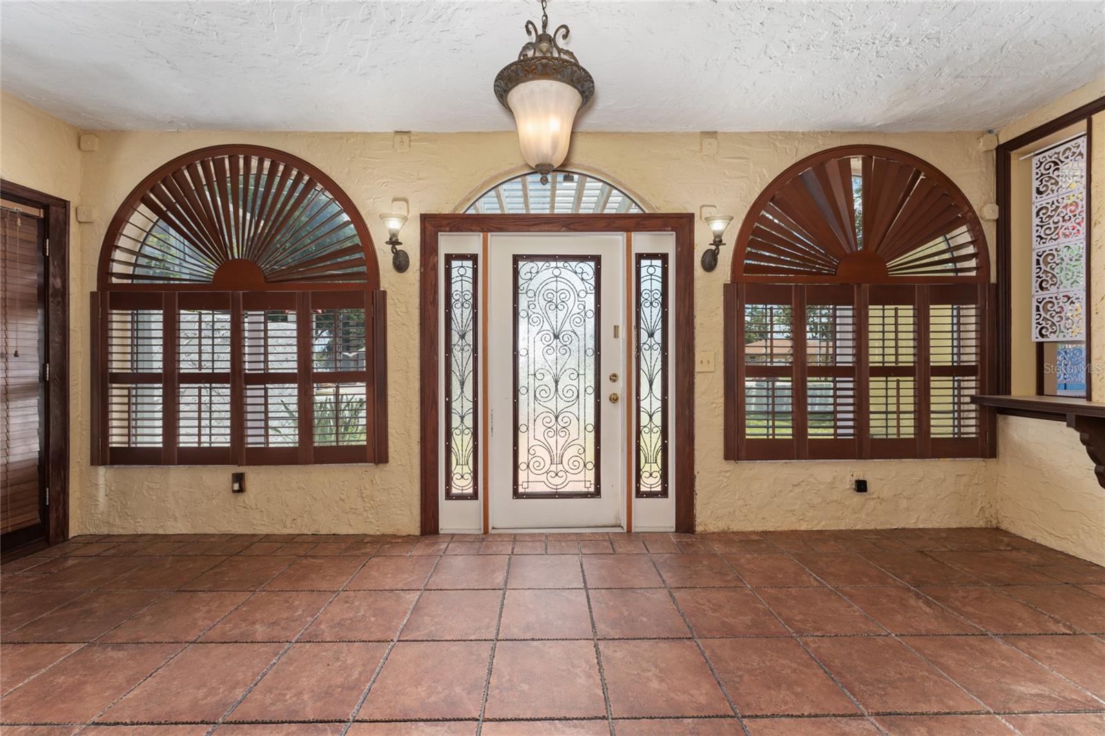 EAST VIEW PKWY - Residential