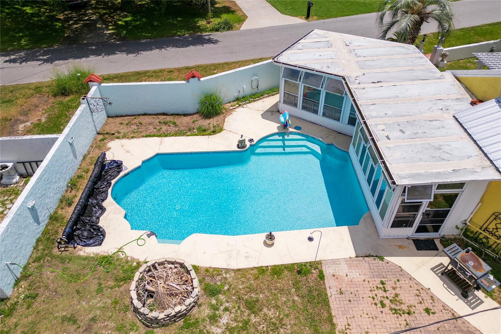 EAST VIEW PKWY - Residential