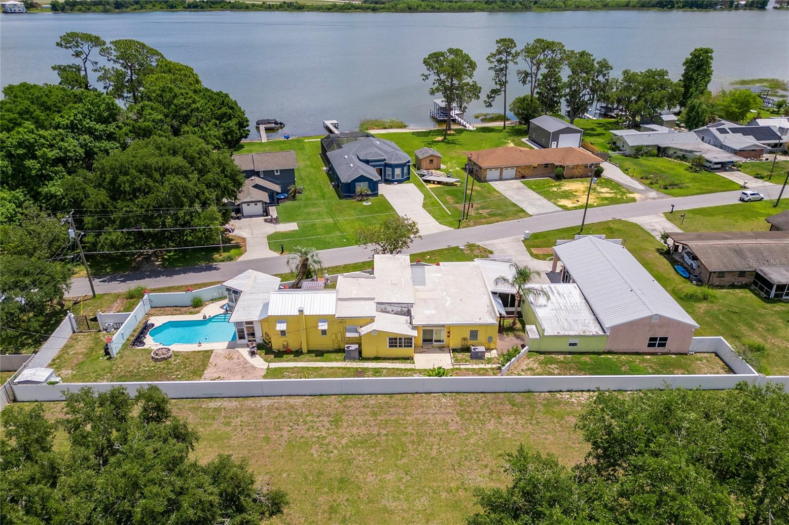 EAST VIEW PKWY - Residential