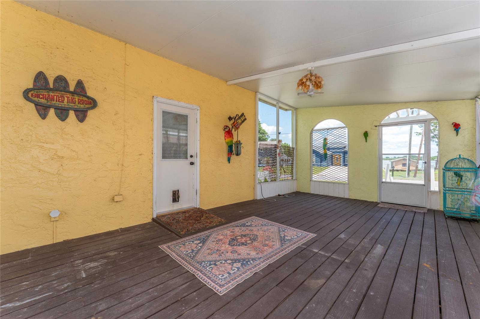 EAST VIEW PKWY - Residential