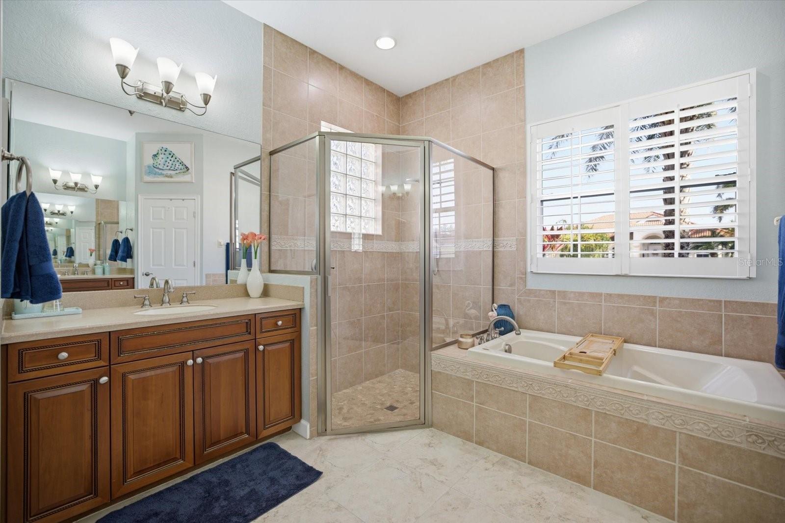 VENETIAN GOLF & RIVER CLUB PH 03I - Residential