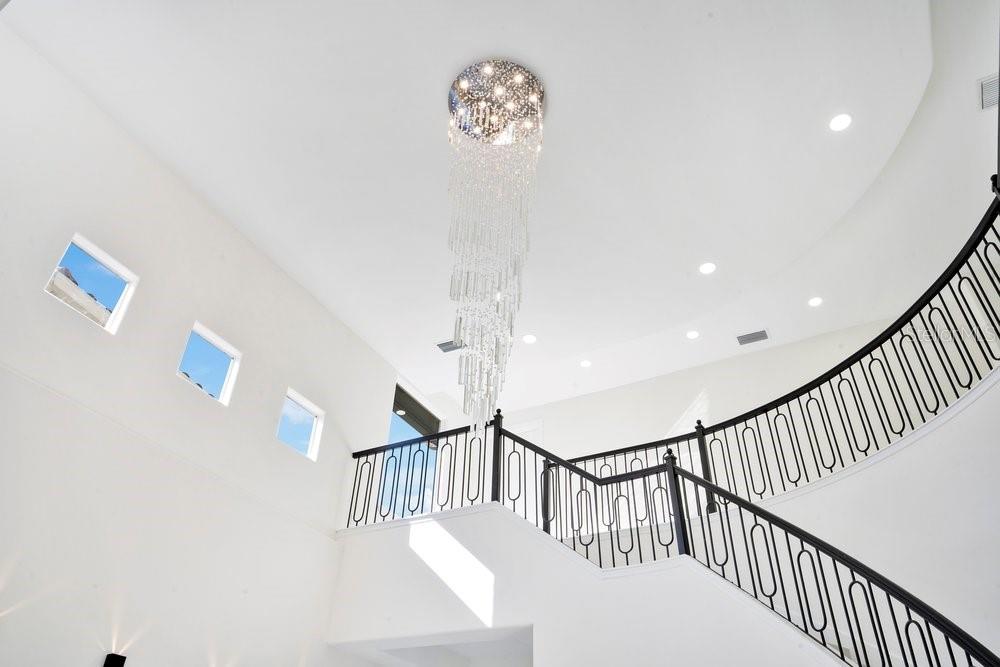 8010 FIRENZE BOULEVARD