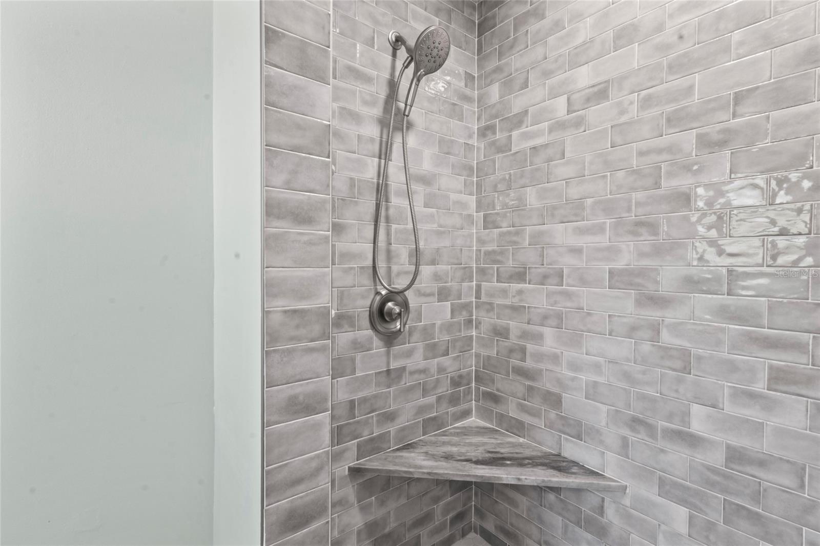 GATEWAY EAST - Residential