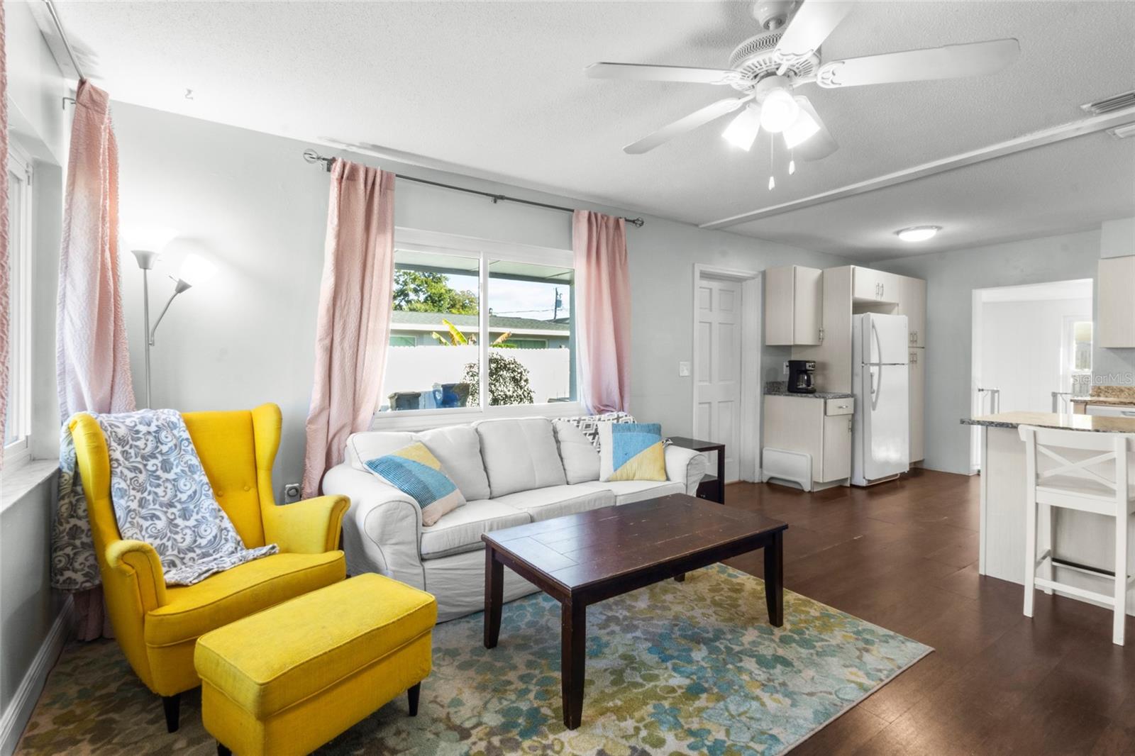 GATEWAY EAST - Residential