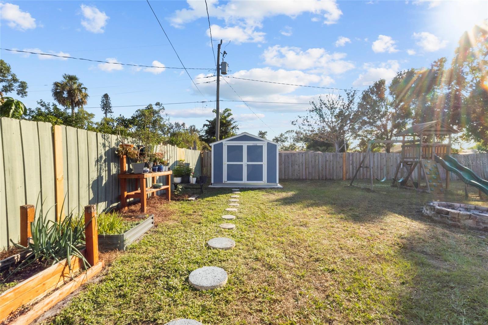 GATEWAY EAST - Residential