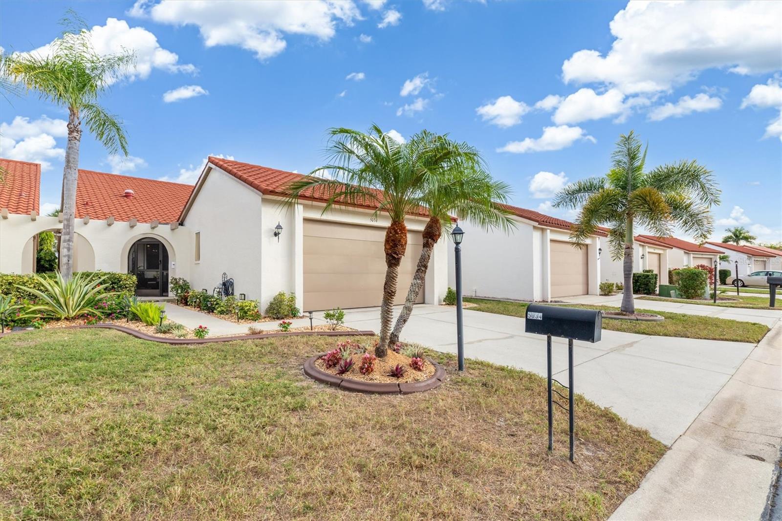 BURNT STORE GOLF VILLAS - Residential