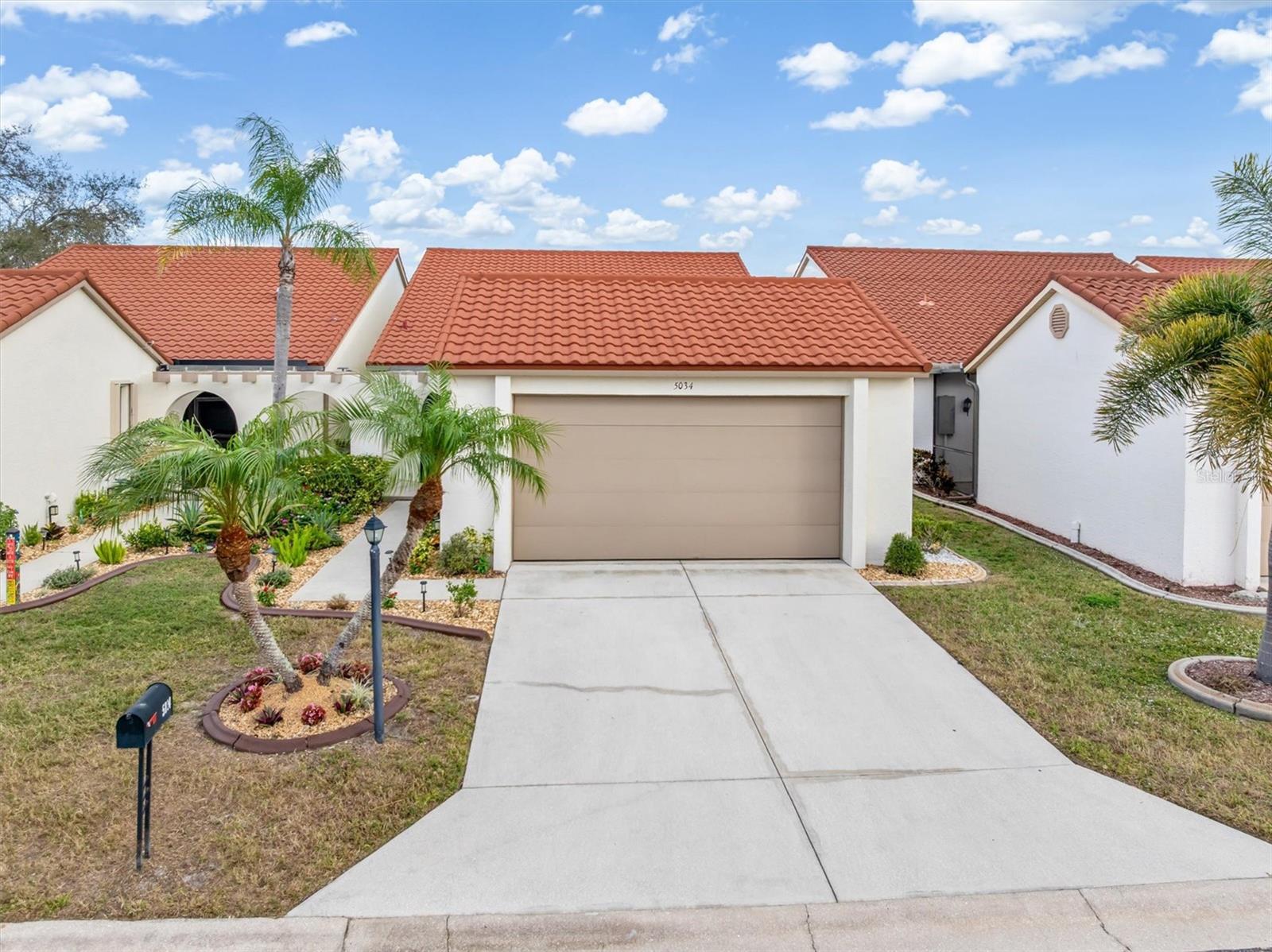 BURNT STORE GOLF VILLAS - Residential