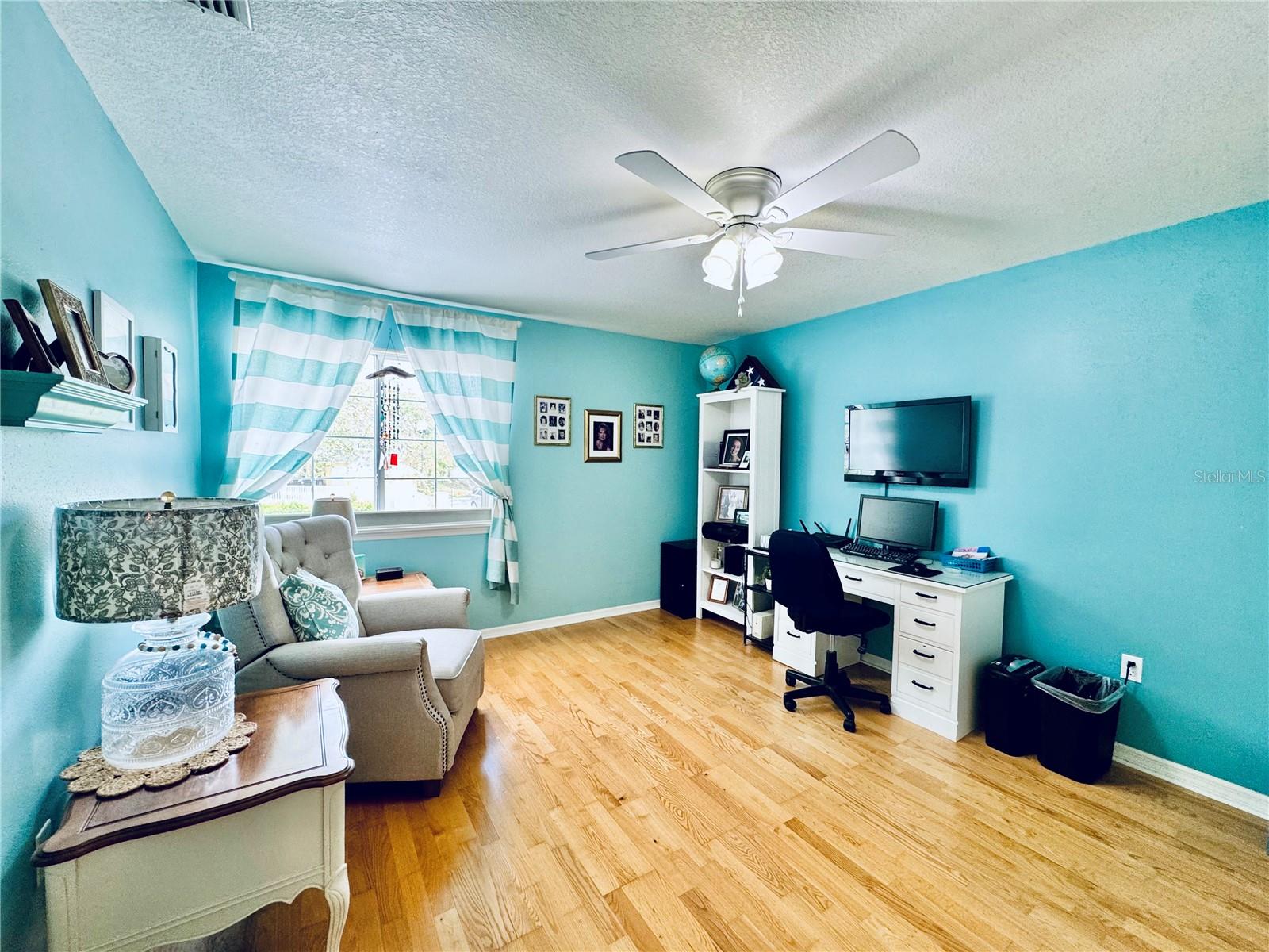 SUNSET POINT TOWN HOMES CONDO - Residential