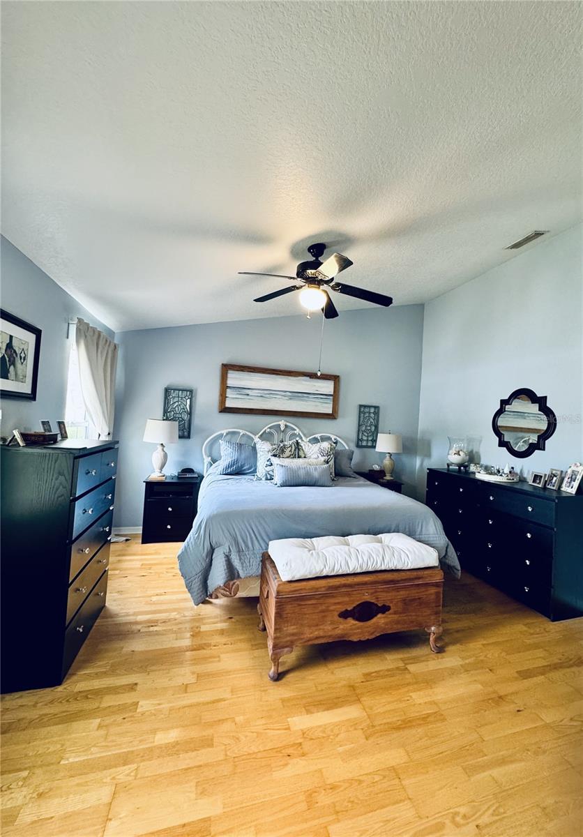 SUNSET POINT TOWN HOMES CONDO - Residential