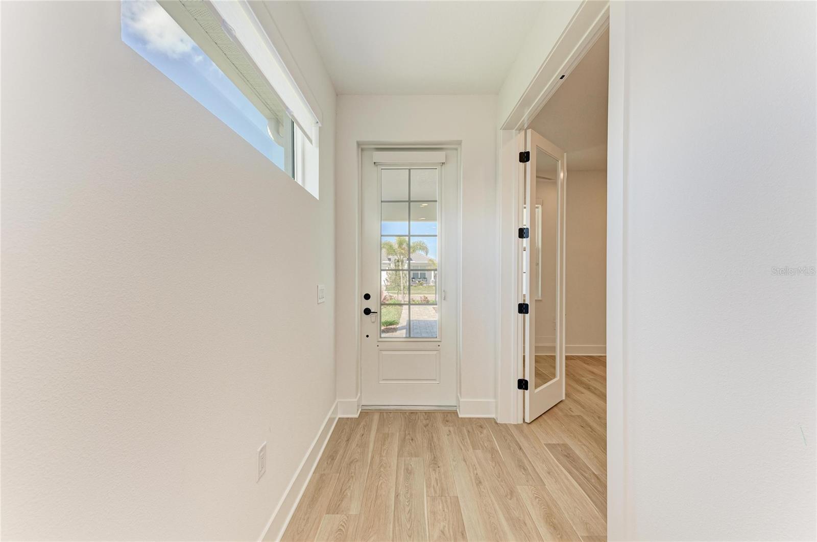 LAKEHOUSE COVE/WATERSIDE PH 5 - Residential