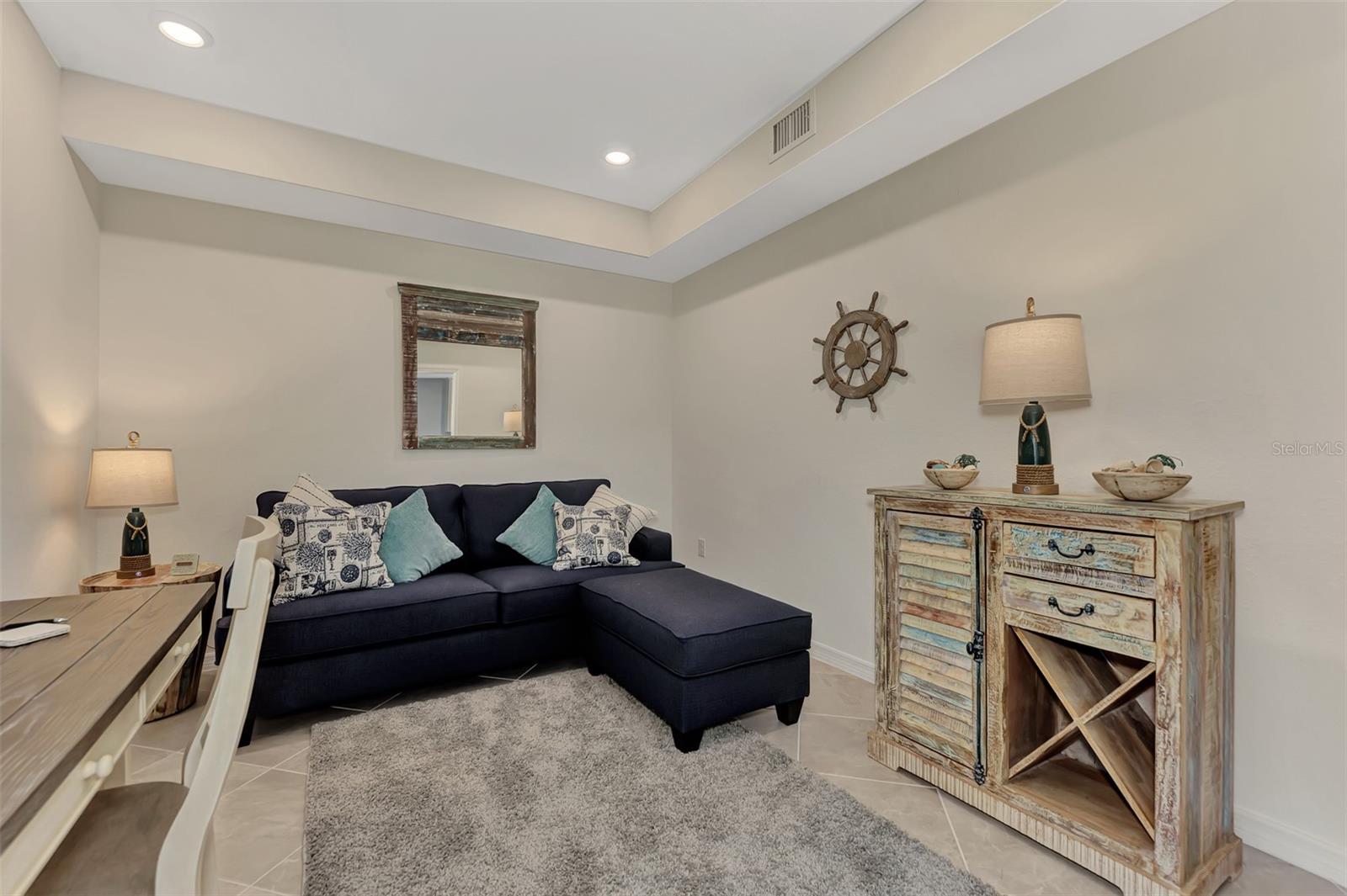 WELLEN PARK GOLF & COUNTRY CLUB - Residential Lease