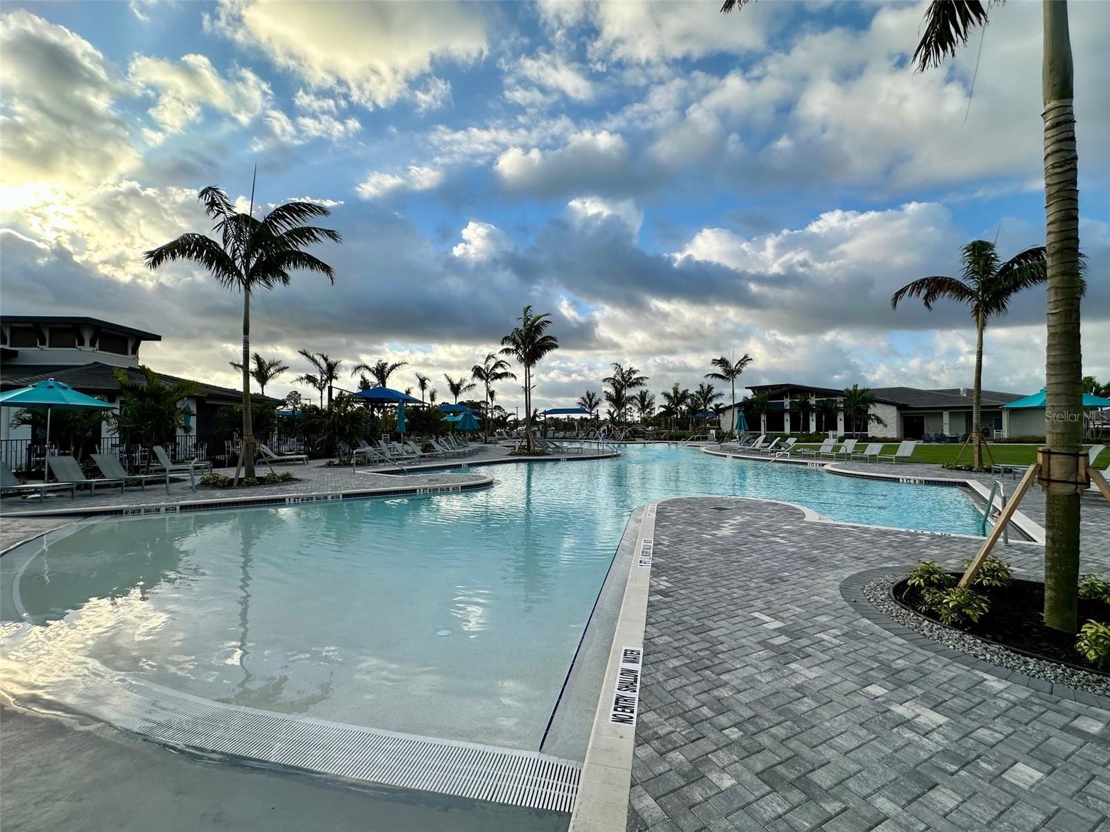 WELLEN PARK GOLF & COUNTRY CLUB - Residential Lease