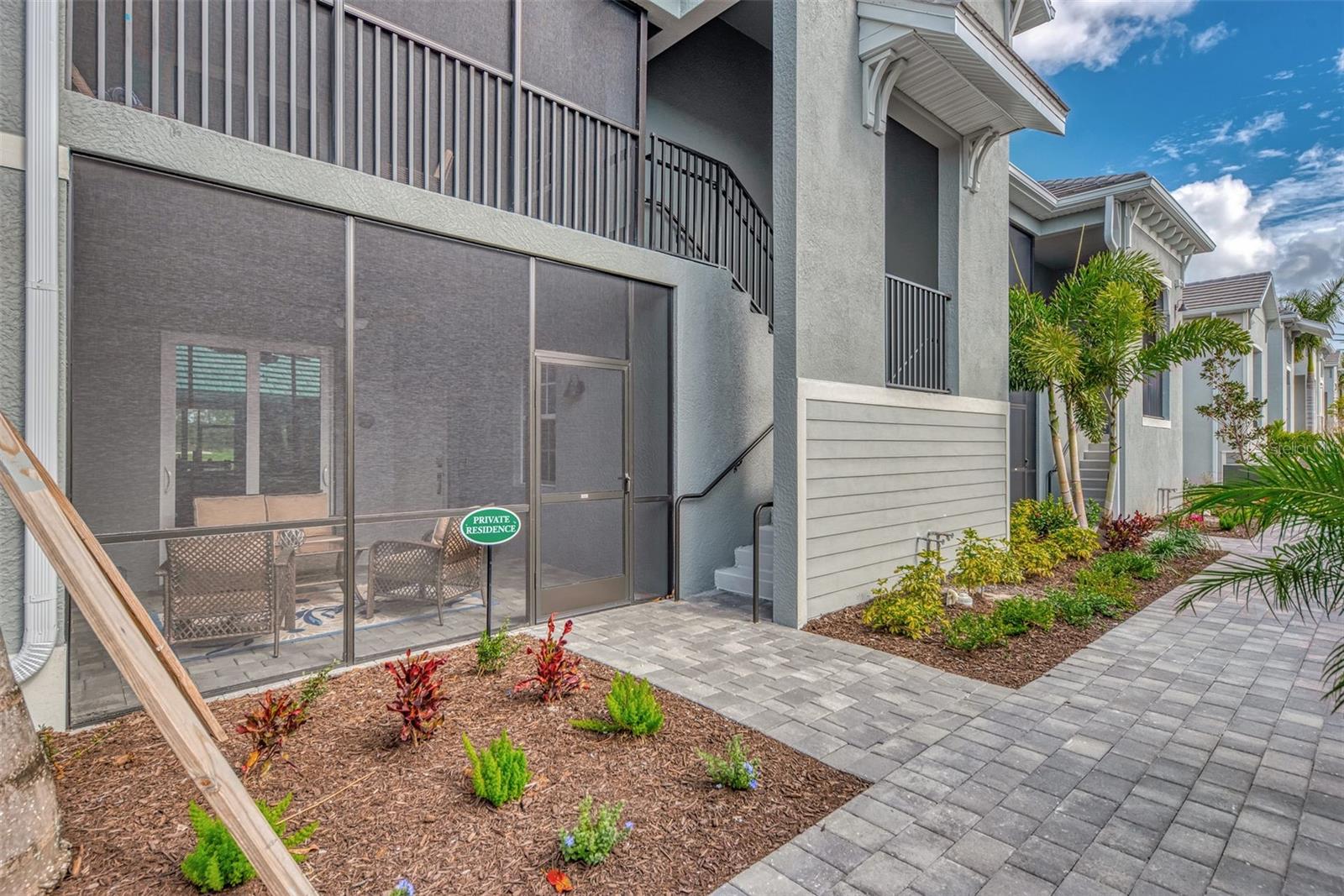 WELLEN PARK GOLF & COUNTRY CLUB - Residential Lease