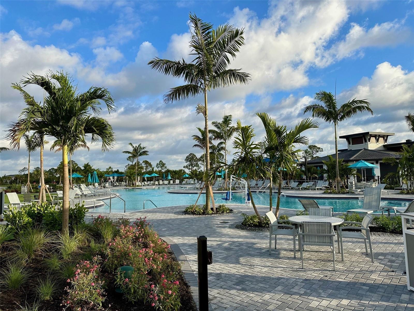 WELLEN PARK GOLF & COUNTRY CLUB - Residential Lease