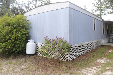 A home in DUNNELLON