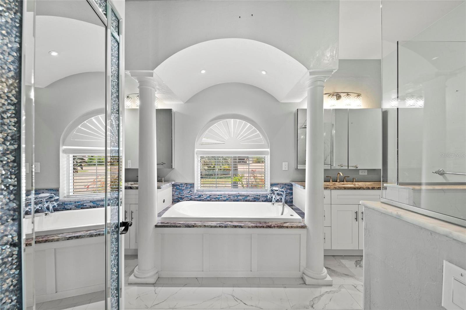 THORNTON CRK MOTORCOACH RESIDENCE - Residential