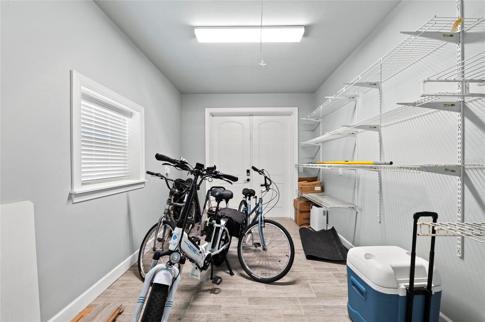 THORNTON CRK MOTORCOACH RESIDENCE - Residential