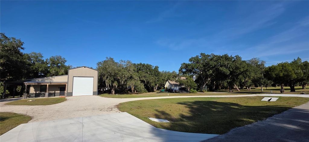 Photo of 13739 SW 16th Drive, Okeechobee, FL 34974 (MLS # OK225767)