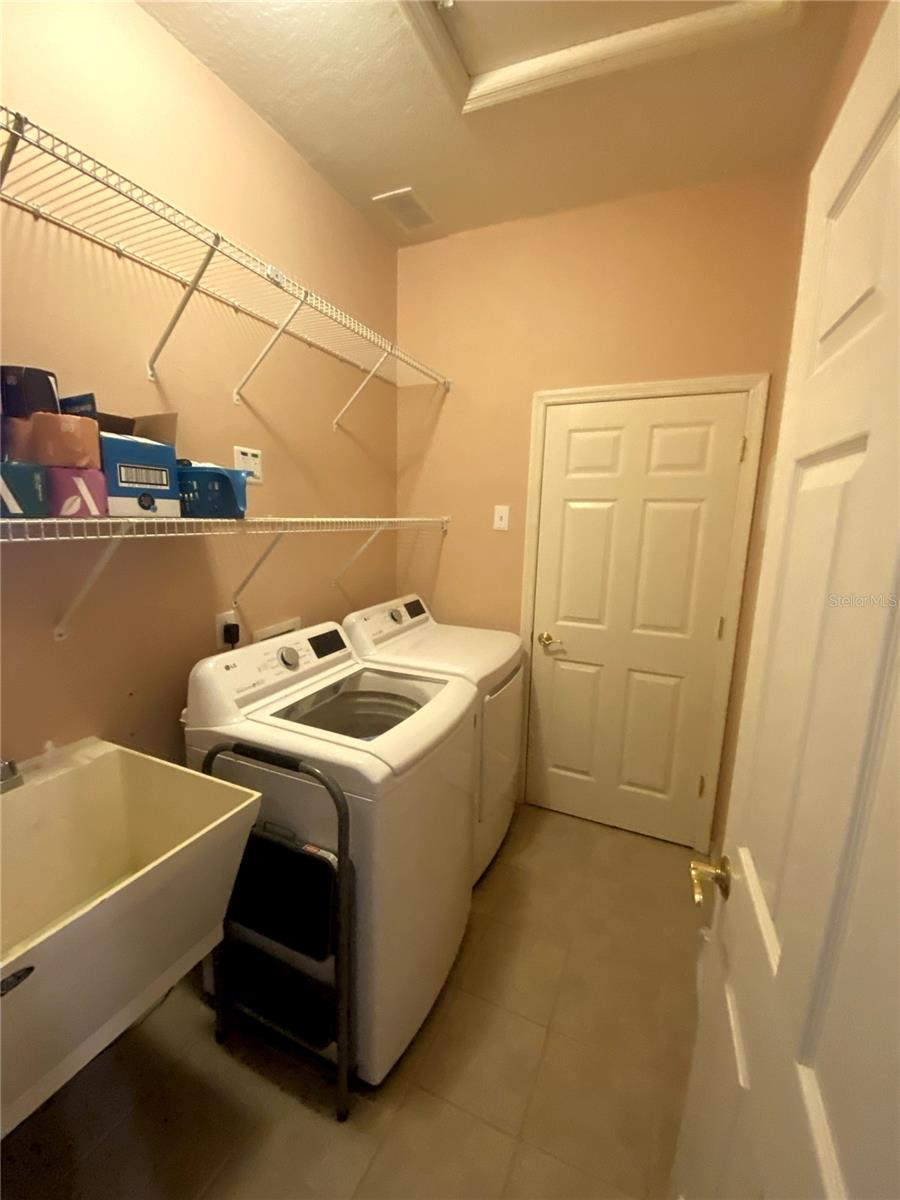 FISHHAWK RANCH PH 2 PRCL - Residential