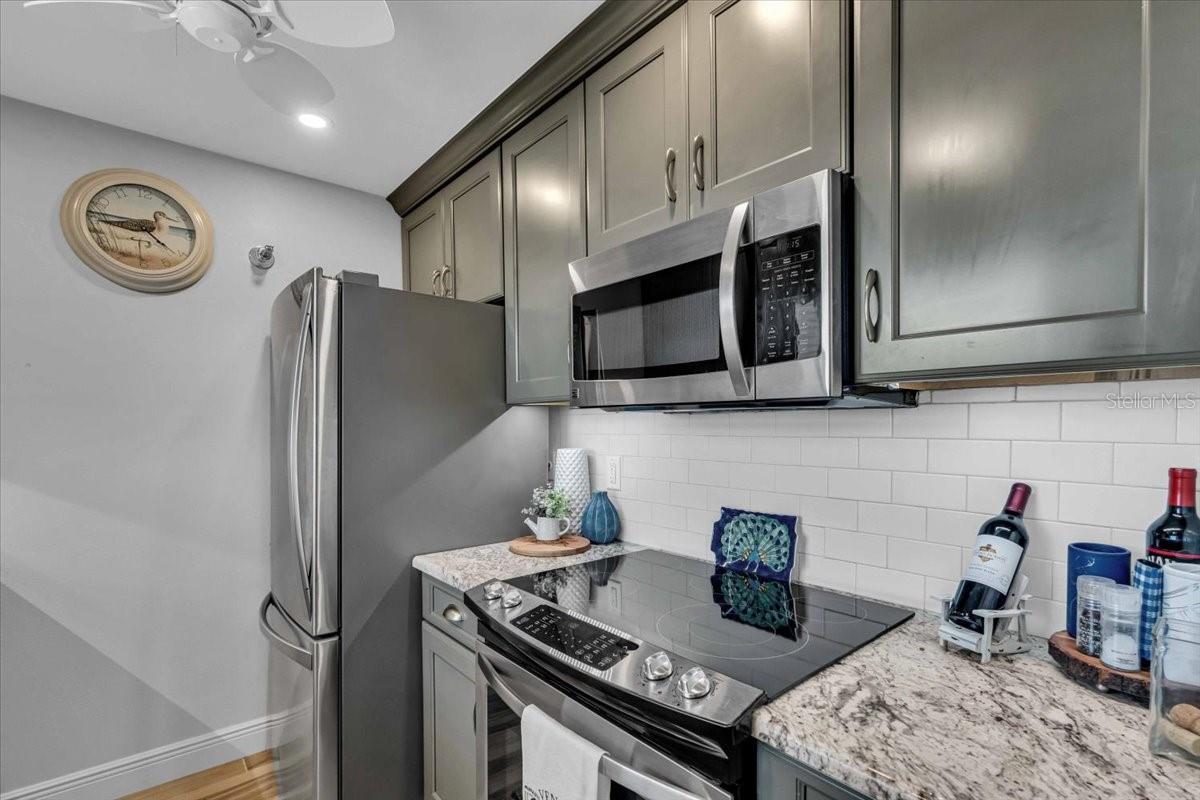 232 SAINT AUGUSTINE AVENUE 802