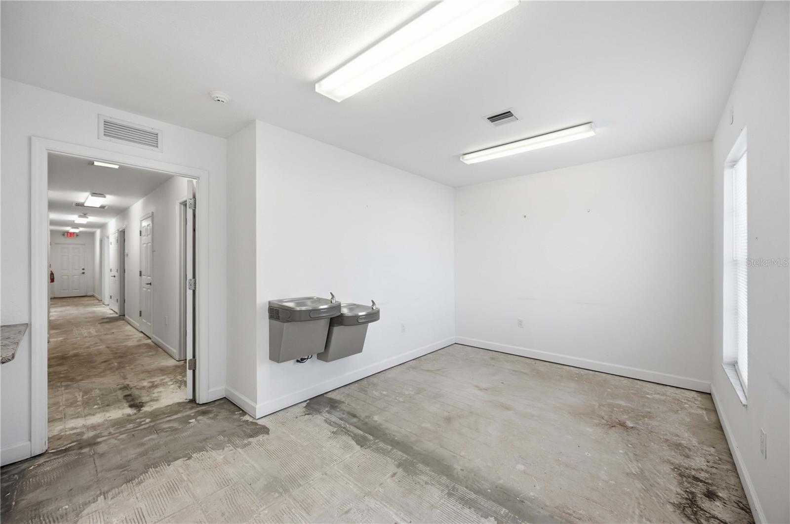 CENTURY PLAZA - Commercial Sale