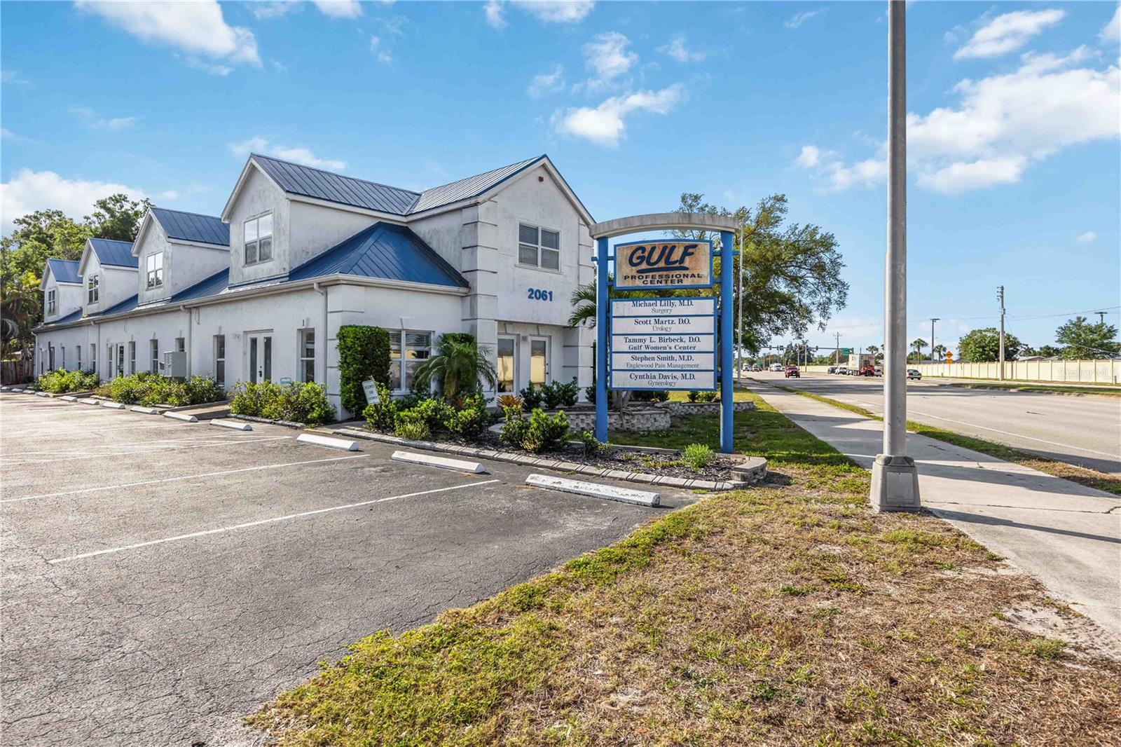 CENTURY PLAZA - Commercial Sale