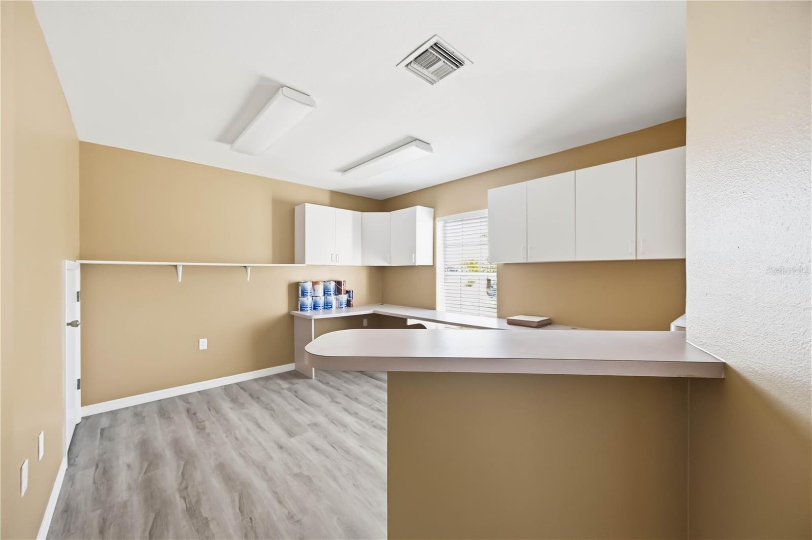 CENTURY PLAZA - Commercial Sale