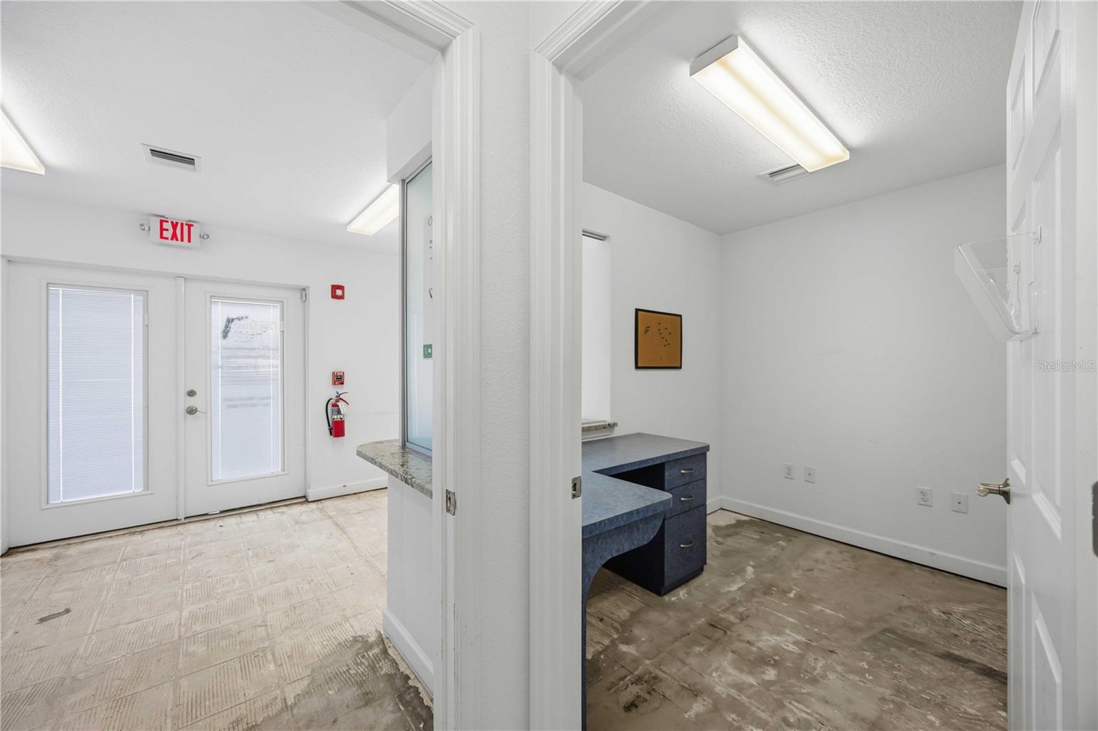 CENTURY PLAZA - Commercial Sale