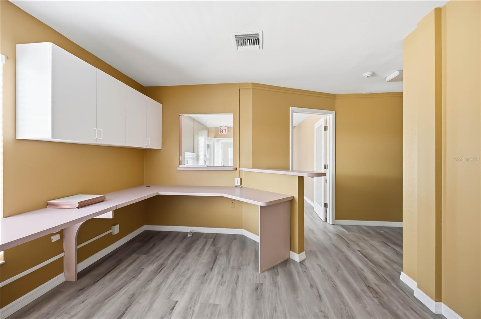 CENTURY PLAZA - Commercial Sale