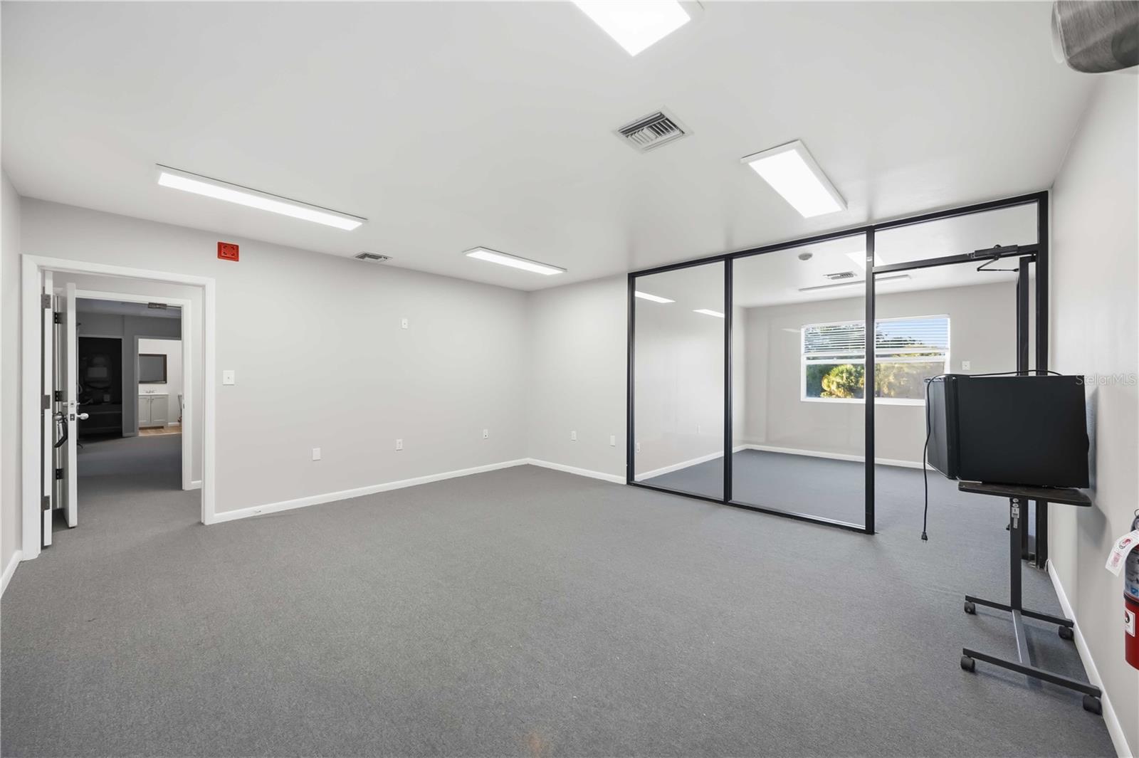 CENTURY PLAZA - Commercial Sale