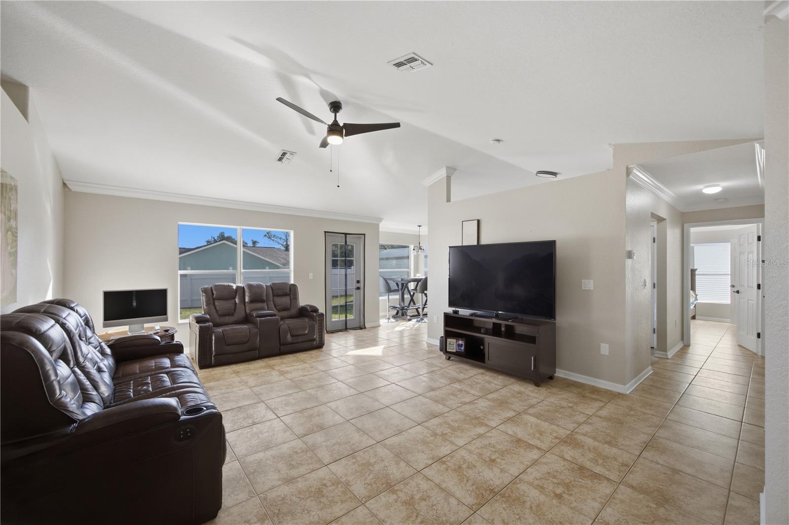 SPRING HILL - Residential