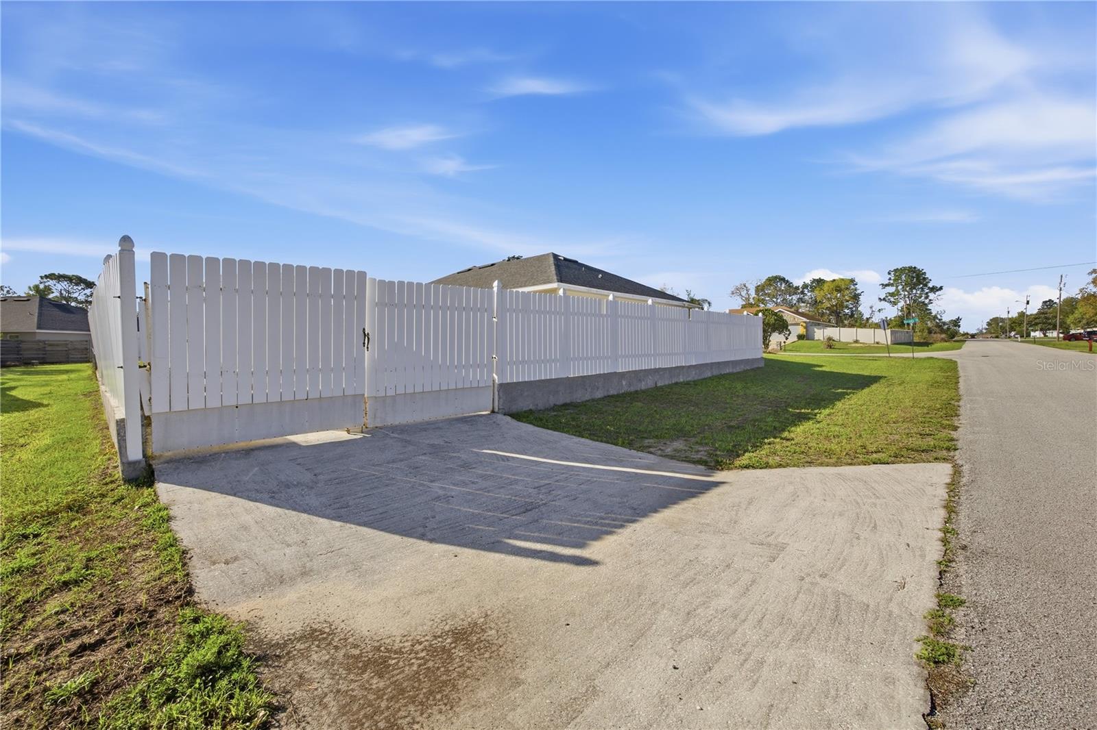 SPRING HILL - Residential