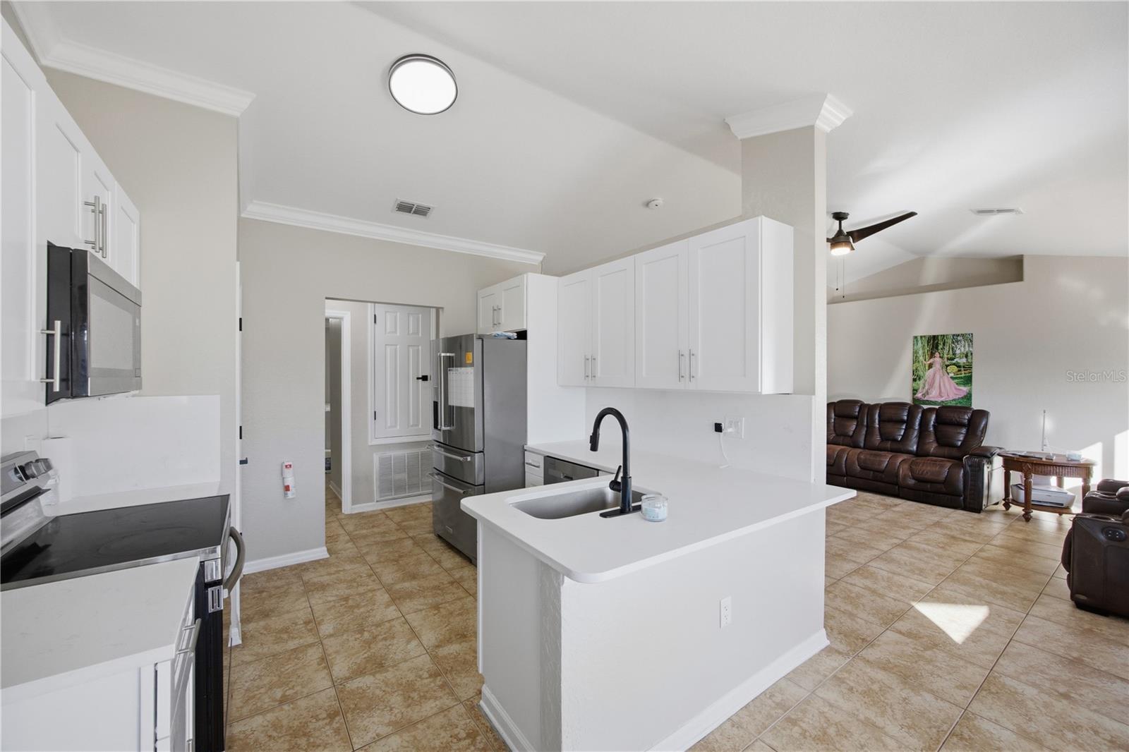 SPRING HILL - Residential