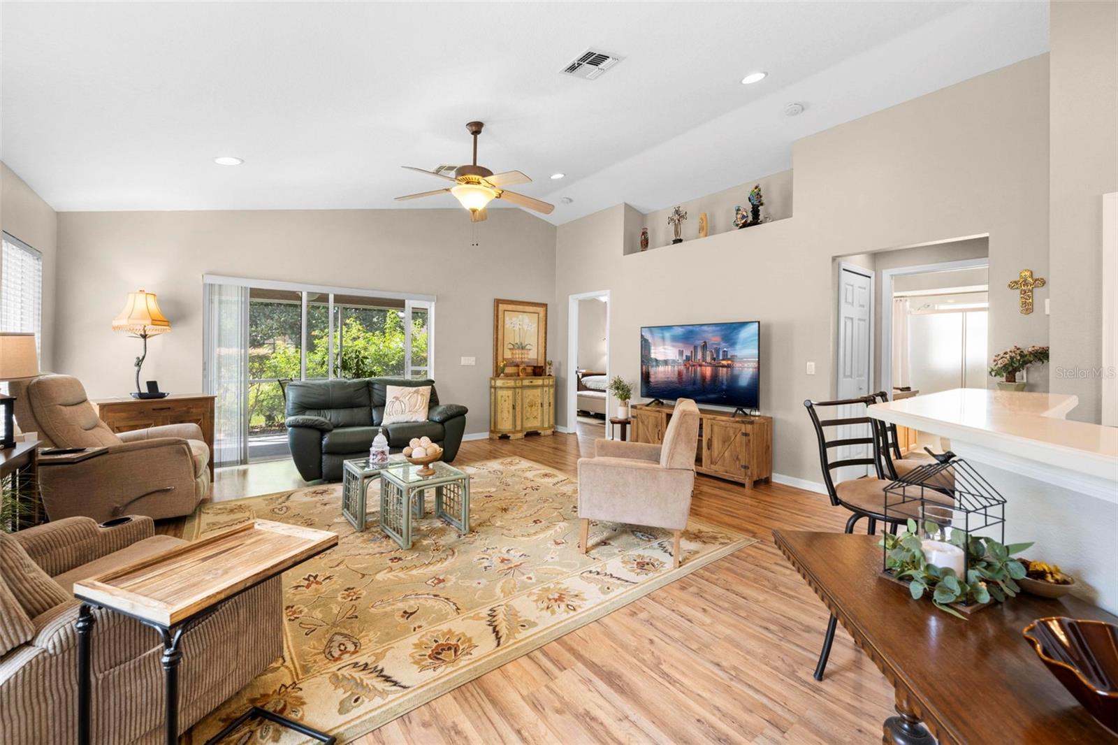 WELLINGTON AT SEVEN HILLS PH 8 - Residential