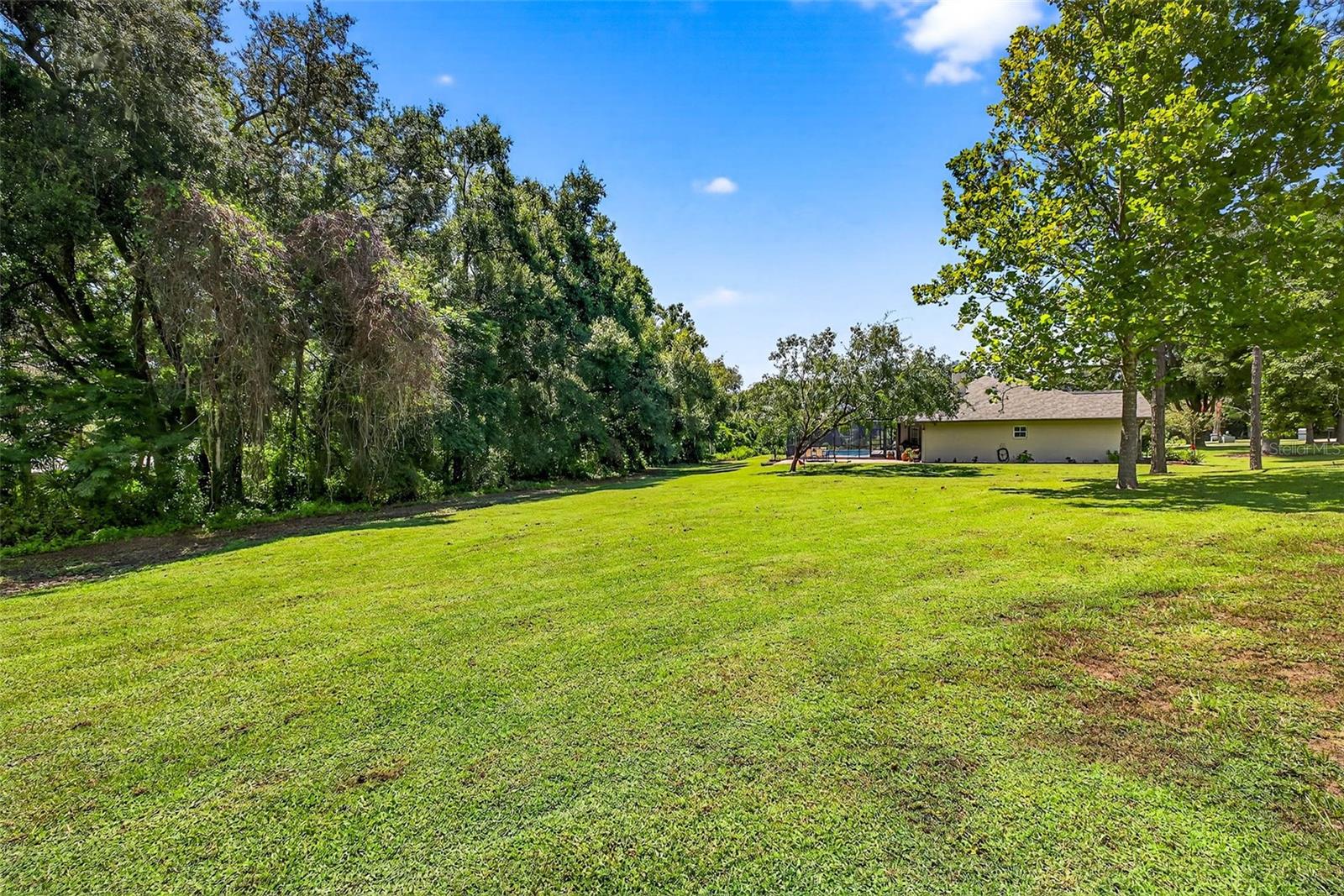 GRANDVIEW GROVE - Residential