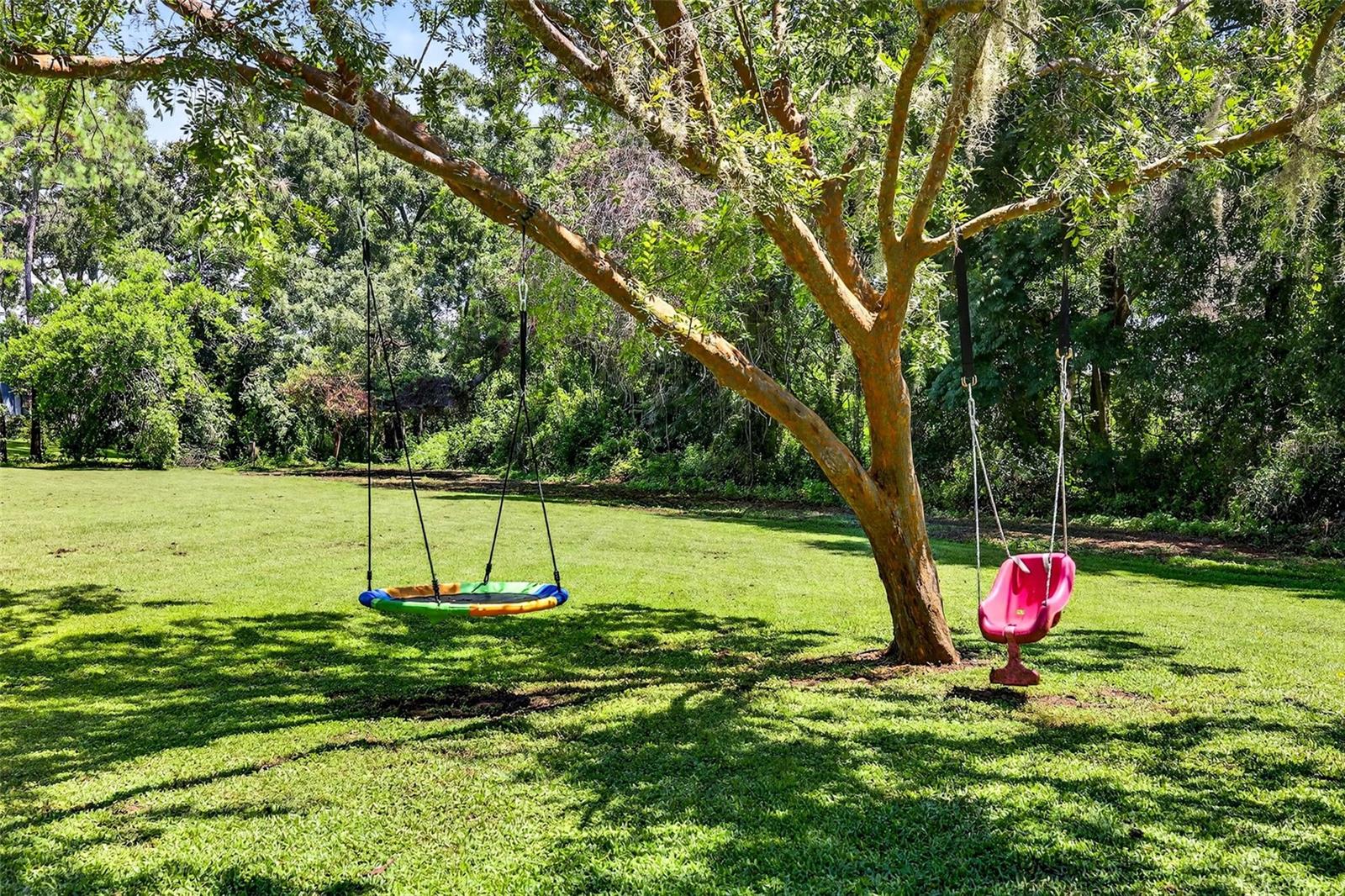 GRANDVIEW GROVE - Residential