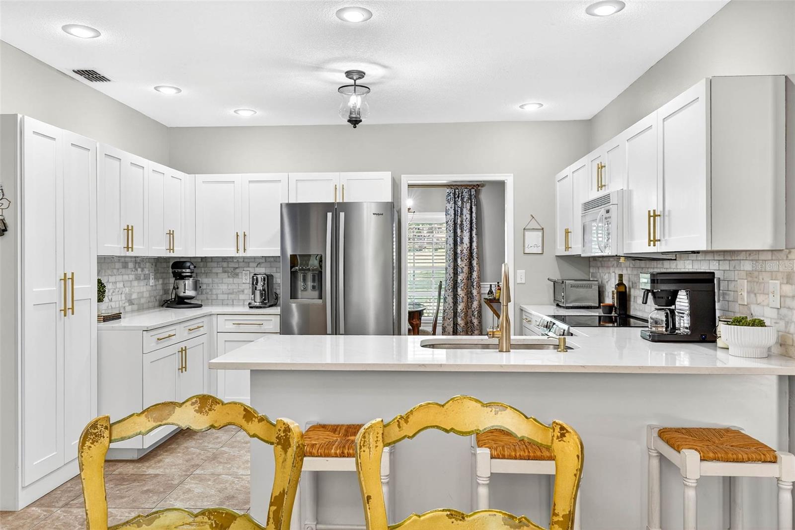 GRANDVIEW GROVE - Residential