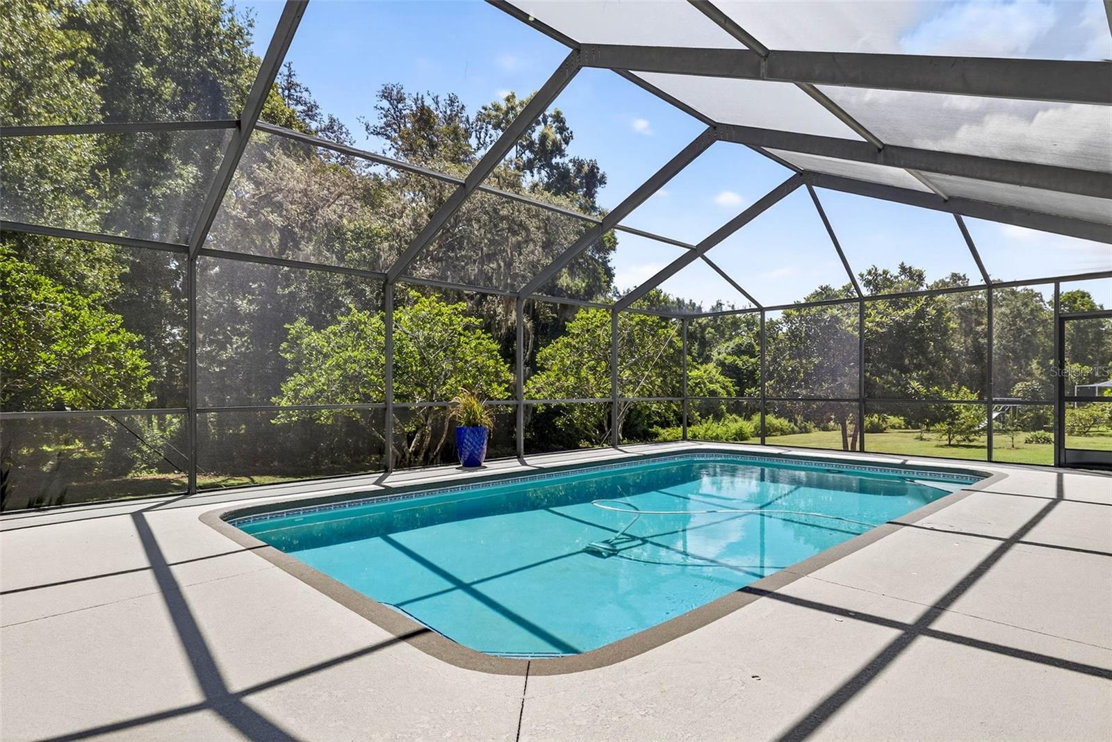 GRANDVIEW GROVE - Residential