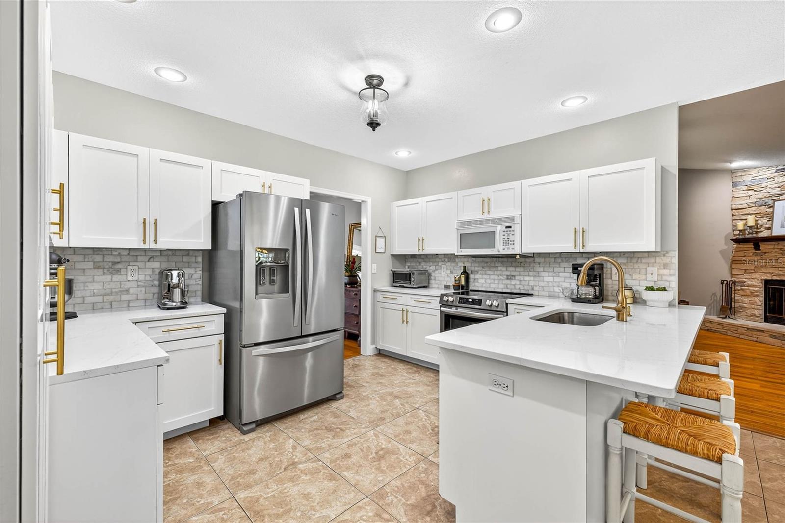 GRANDVIEW GROVE - Residential