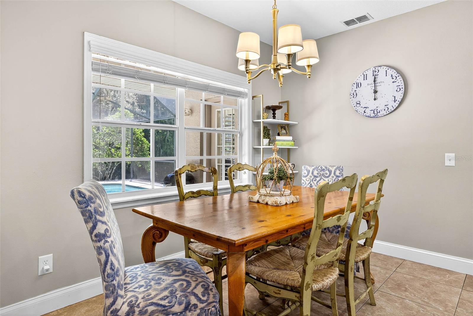 GRANDVIEW GROVE - Residential