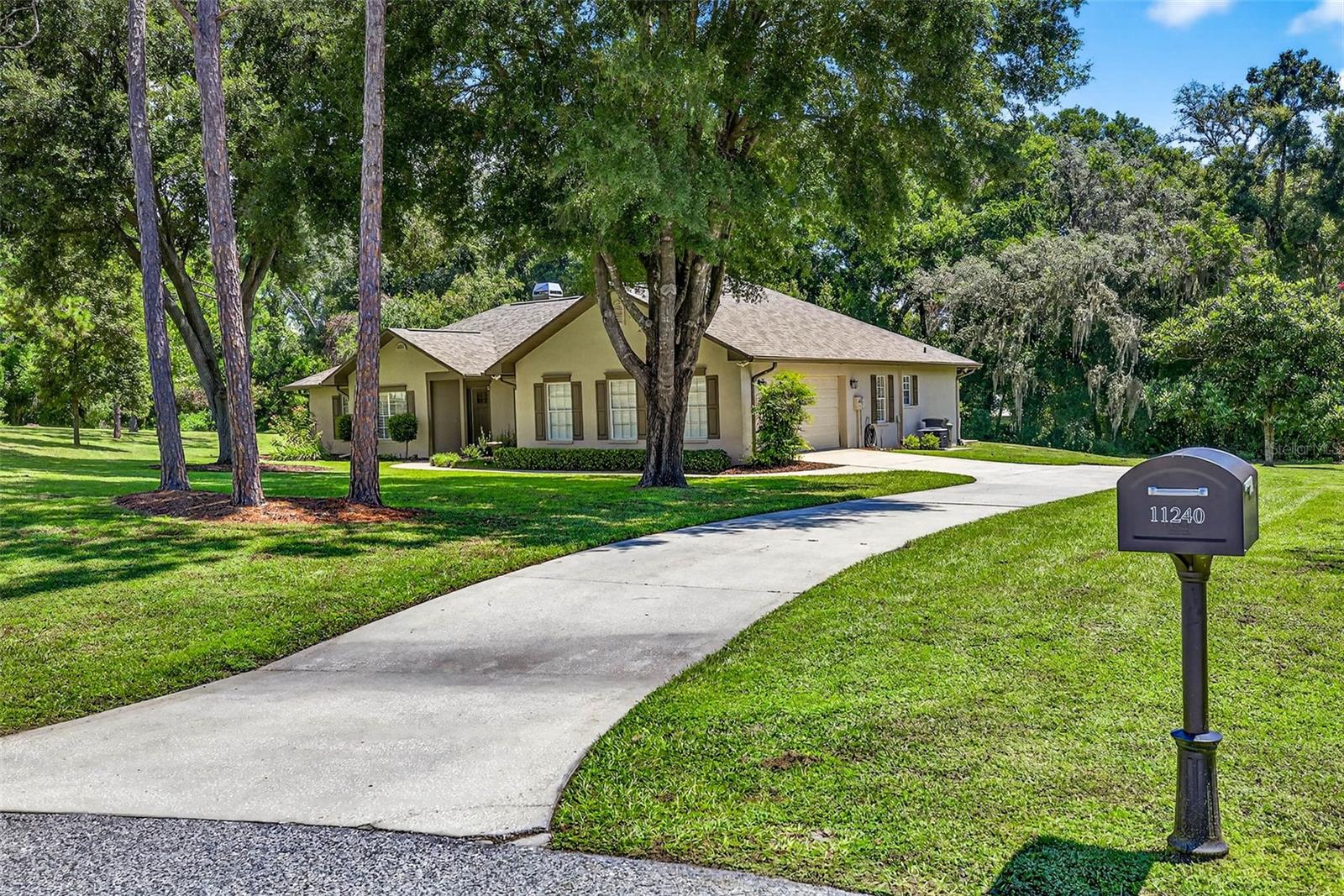 GRANDVIEW GROVE - Residential