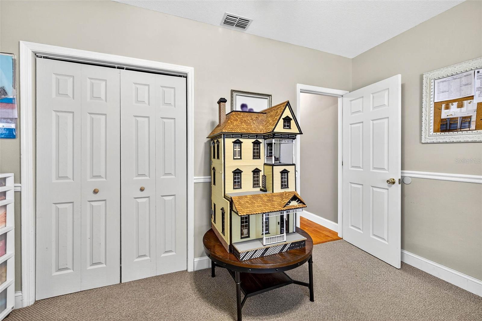 GRANDVIEW GROVE - Residential