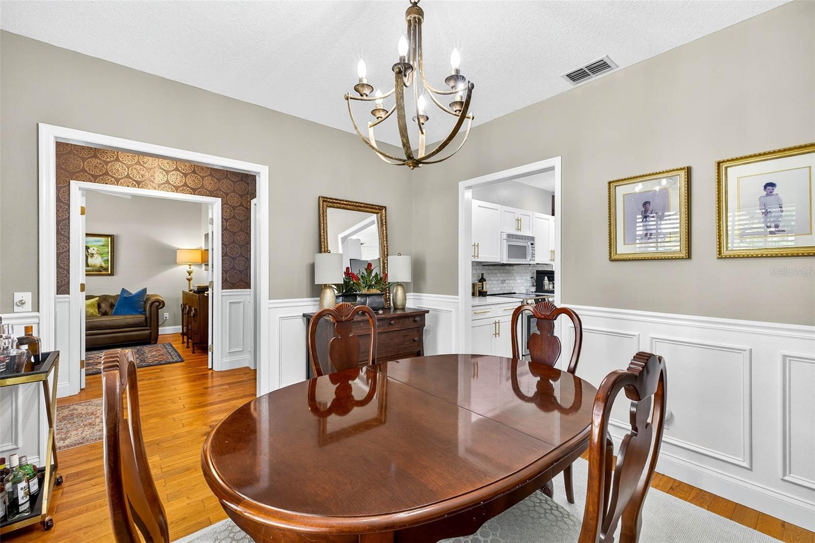 GRANDVIEW GROVE - Residential