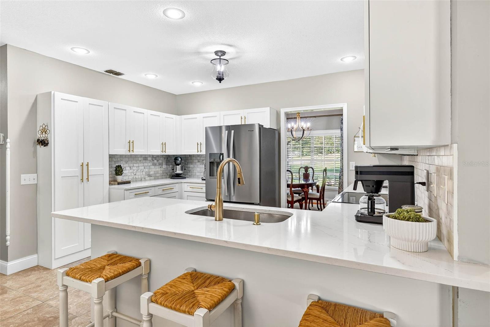 GRANDVIEW GROVE - Residential