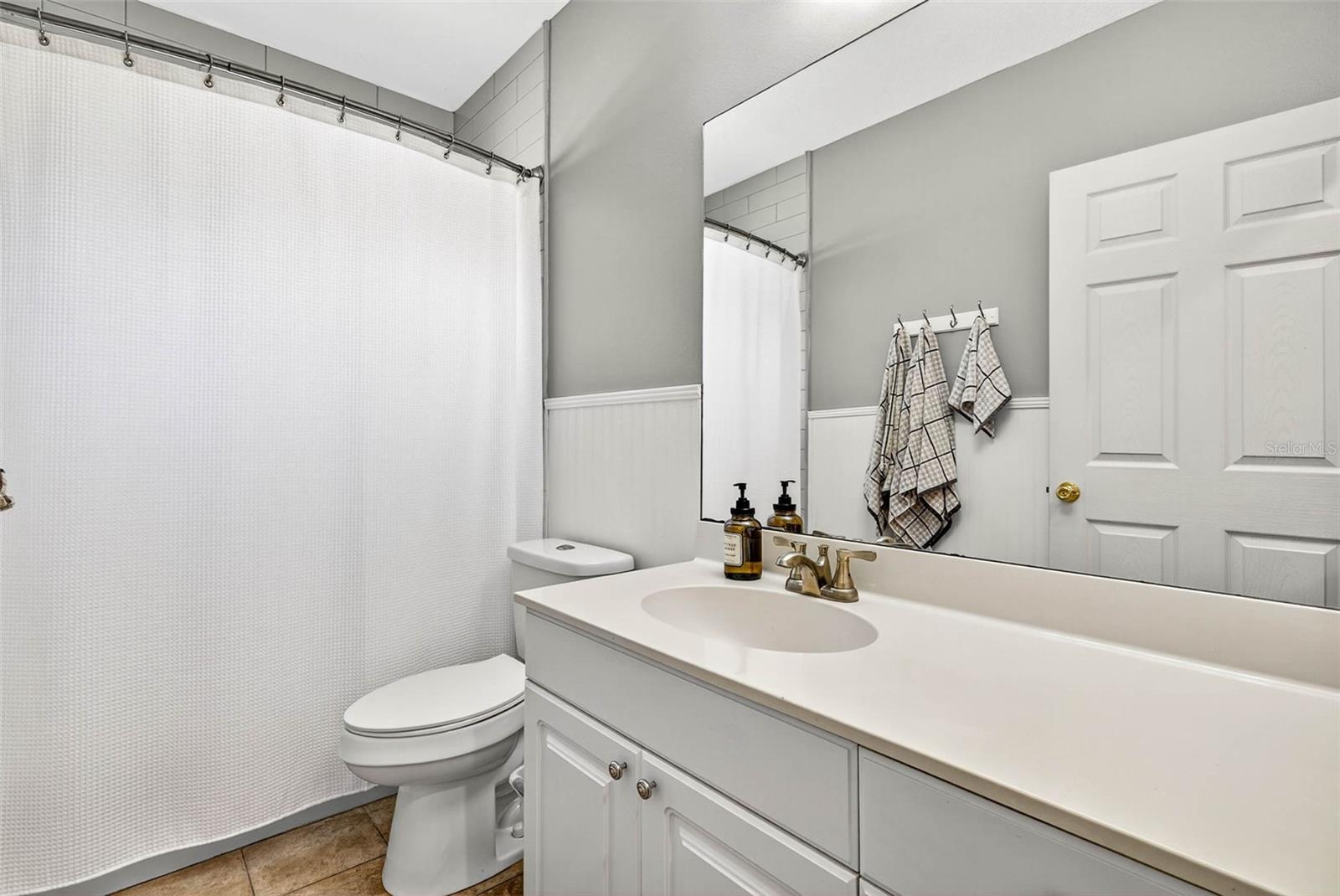 GRANDVIEW GROVE - Residential