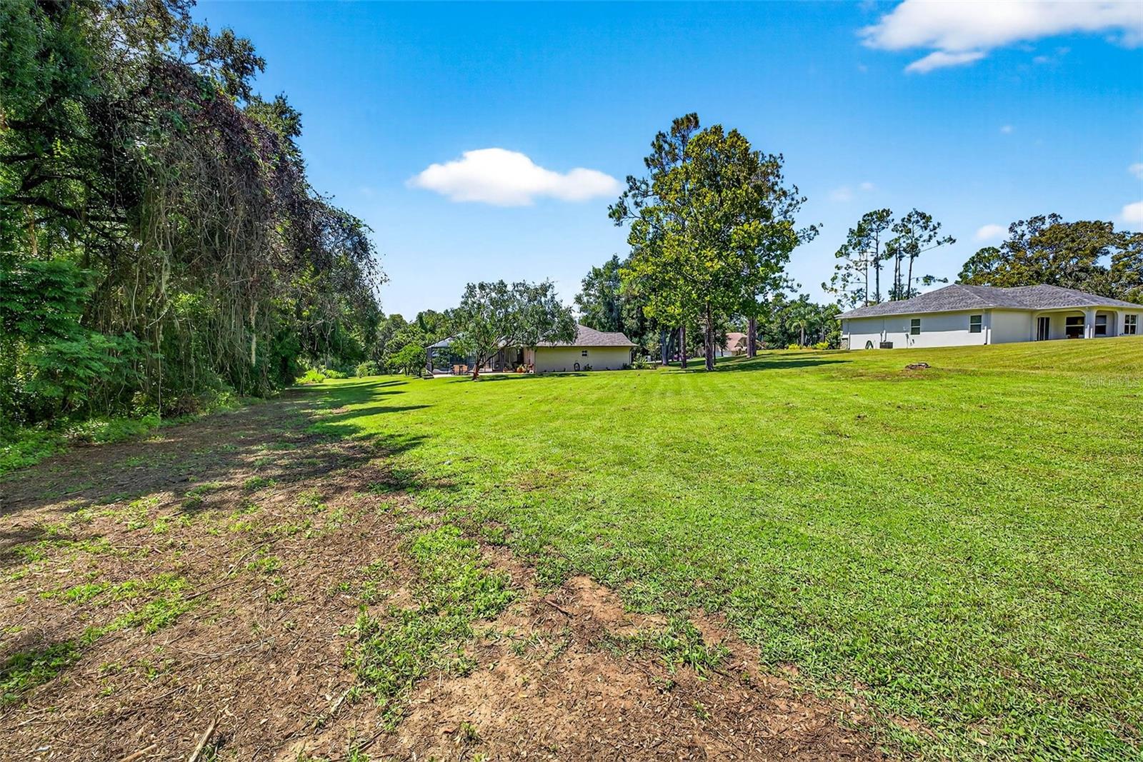 GRANDVIEW GROVE - Residential