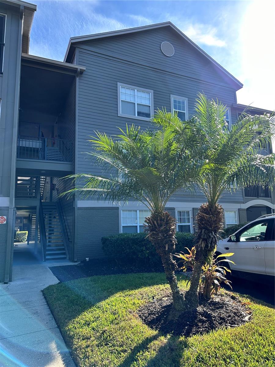 420 SUMMIT RIDGE PLACE 214