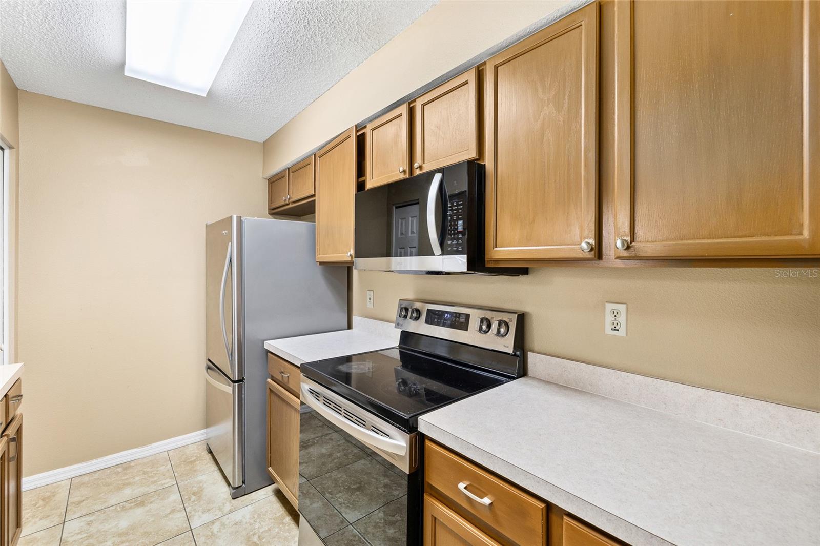 THE TWNHMS AT KENSINGTON PH - Residential